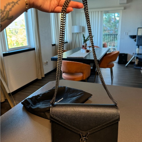 Saint laurent crossbody/shoulder bag - Picture 2 of 9